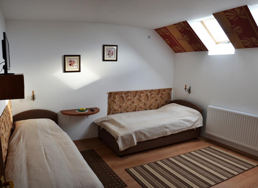 Falusi Patika - Tisza-tó Vendégház Tiszaszolos Quarto foto